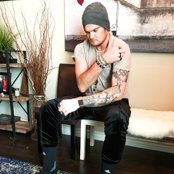 Meet your Posher, Ben - Picture 7 of 8